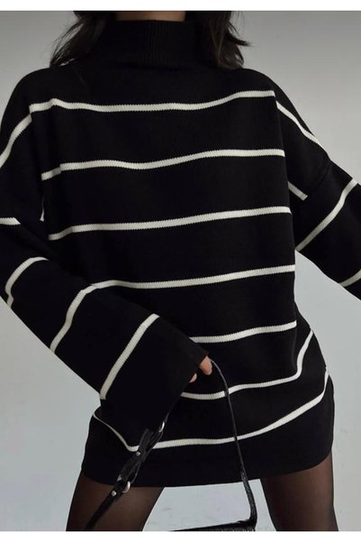 Chichisheen Black High Collar Oversize Knitwear Sweater