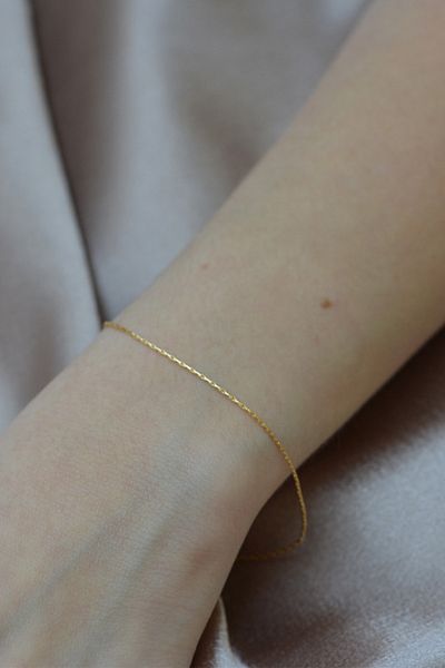 Miel Women Thin Bracelet
