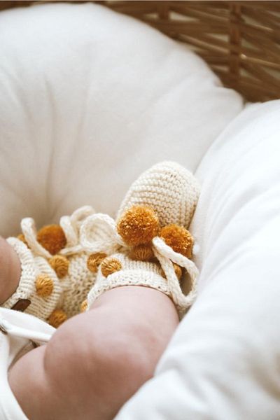 OhlalaKoala Pompom Knitted Booties Baby 0-12 Months