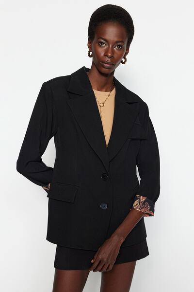 Trendyol Collection Black Regular Lining Detailed Woven Blazer Jacket TWOSS23BC00060