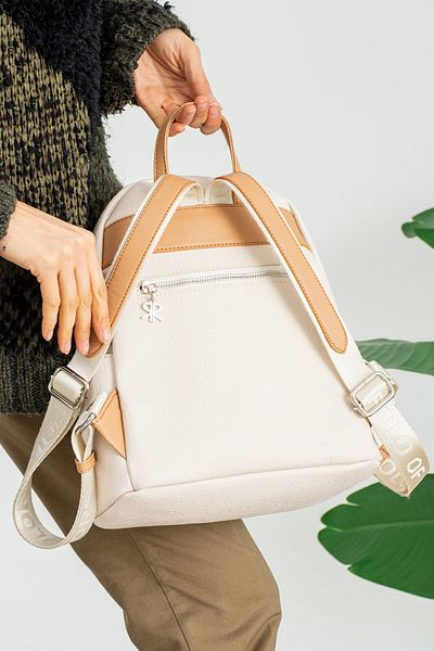 ImPolo Γυναικείο σακίδιο πλάτης Vanessa Cream Camel Διαστάσεις 25x30