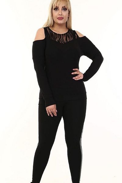 Şirin Butik بلوزة فيسكوز كبيرة الحجم بتفاصيل كتف سوداء للنساء