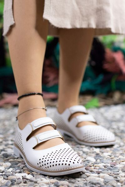 Riccon Weiße Freizeitschuhe für Damen0012502