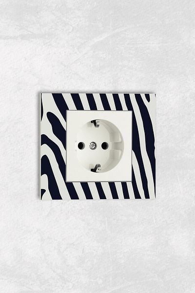 markcat Ovivo grano UV Printed Zebra Pattern White Single Decorative Grounded Socket Frame Set