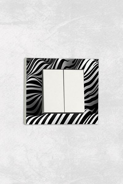markcat Ovivo Grano (TWO KEY SOCKET) Zebra Pattern UV Printed White Commitator Frame Included