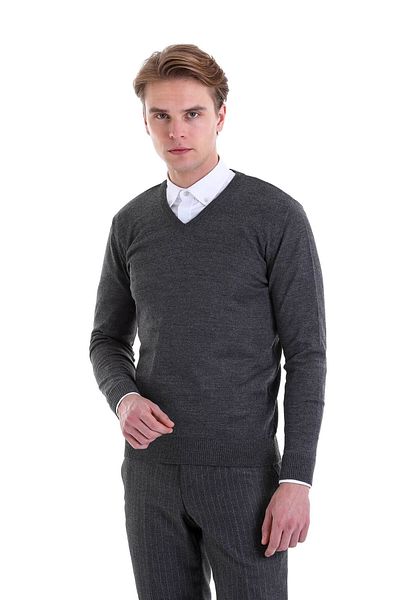 Hatemoğlu Gray Comfort Fit Plain V-Neck Woolen Sweater
