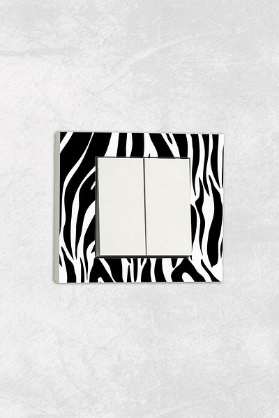 markcat Ovivo Grano (TWO KEY SOCKET) UV Printed Zebra Pattern White Comitator Frame Included