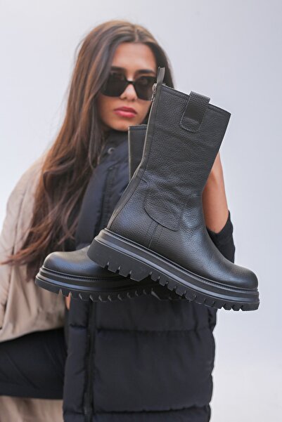 Rugano حذاء Aruwin مصنوع من الجلد الطبيعي ونعل مطاطي R130