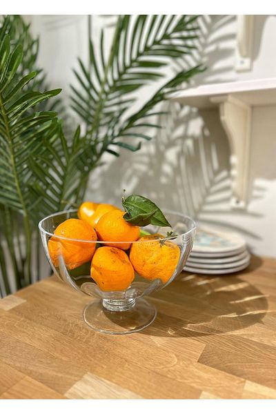 The Mia Lady Bowl with Glass Foot 22 Cm Opt