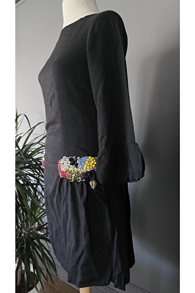 Kübra Tekin Siyah Işlemeli Elbise Tunik