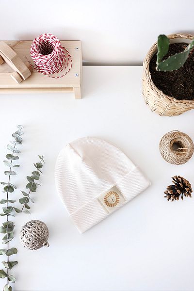 Doğan Collection Ribbed Lion Label Ecru Beret