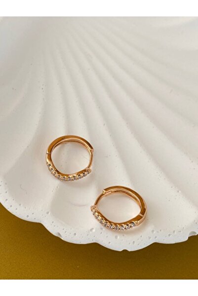 Esmeray Aksesuar Vip Çelik Gold Renk Zirkon Taş Antialerjik Dalgalı Halka Küpe Genişlik 1,5 Cm.