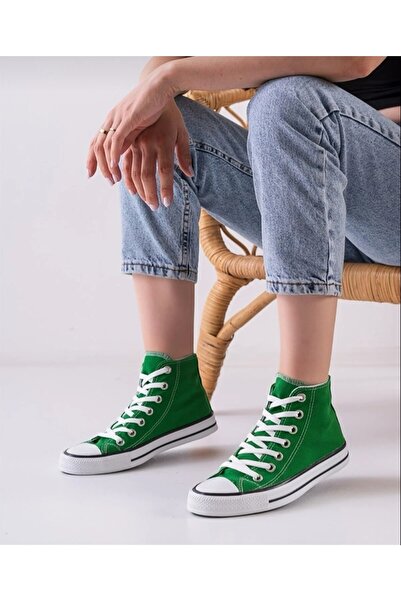 wefashion حذاء رياضي أخضر طويل من Cnv