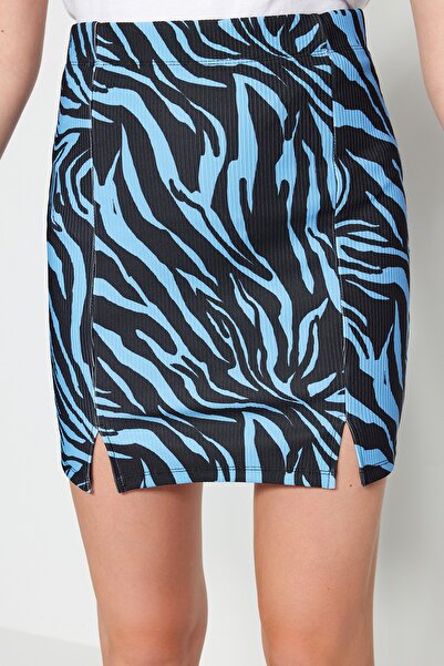 Trendyol Collection Indigó zebra mintás hasított, részletesen illeszkedő magas derekú mini kötött szoknya TWOSS23ET00097