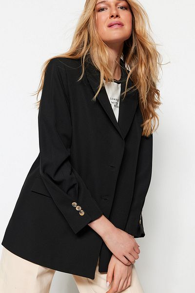 Trendyol Collection Черно сако с блейзър с тъкана подплата и закопчаване с двуредно закопчаване TWOSS23BC00036