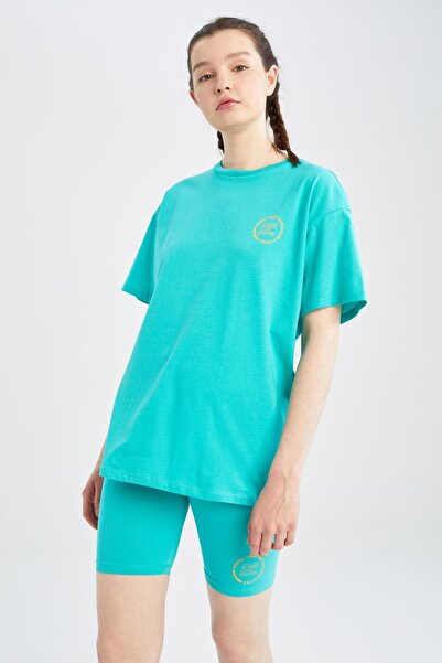 DeFacto Fit Oversize Tričko Fit s krátkým rukávem a výstřihem ze 100% bavlny