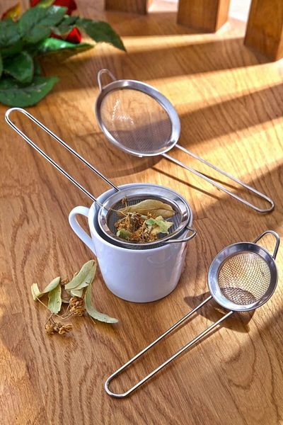 Adil Baba Generic 3 Piece Metal Tea Strainer Set