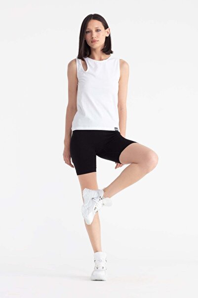 VDR White Athlete 11149