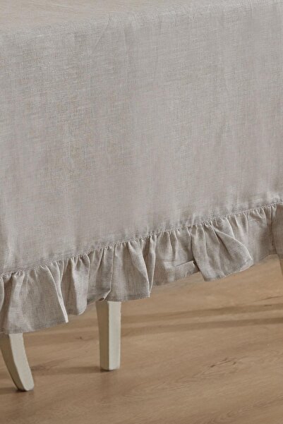 ÖDEL HOME Linen Ruffle Table Cloth