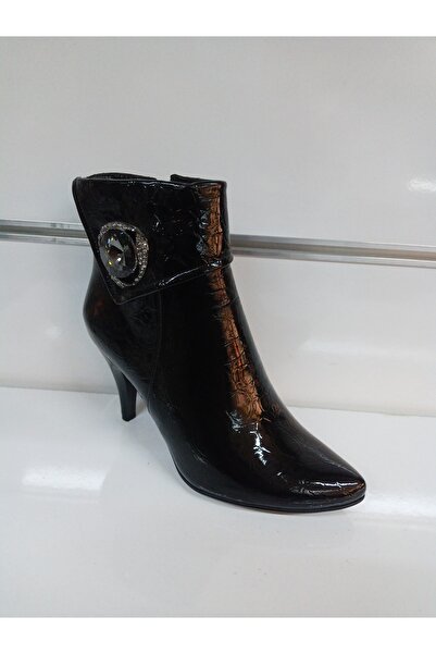 PUNTO Rugan Taşlı Kısa Çizme