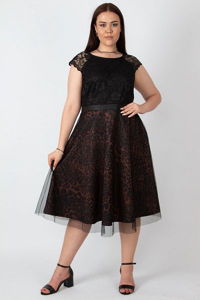Şans Große Größen in Abendkleid - Schwarz - A-Linie