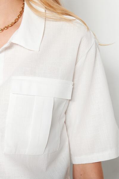 Trendyol Collection Cămașă Ecru Crop - Detaliu de buzunar utilitar, Croială normală, țesută TWOSS23GO00026