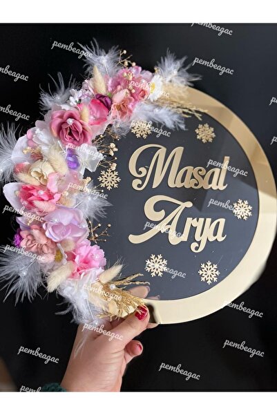 Pembe Ağaç Tasarım Atölyesi Şeffaf Ve Altın Çiçek Süslemeli Konsept Tasarım Isme Özel Kapı Süsü - Dış Kapısüsü - Çelik Kapı Süsü