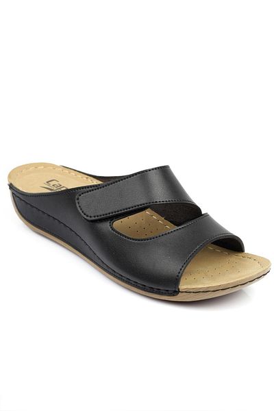 Capone Outfitters Pantolette
 - Schwarz - Keilabsatz