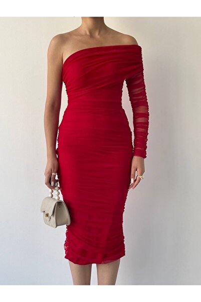 MY BELLA BUTİK Nová sezóna tylových šatů s jedním rukávem