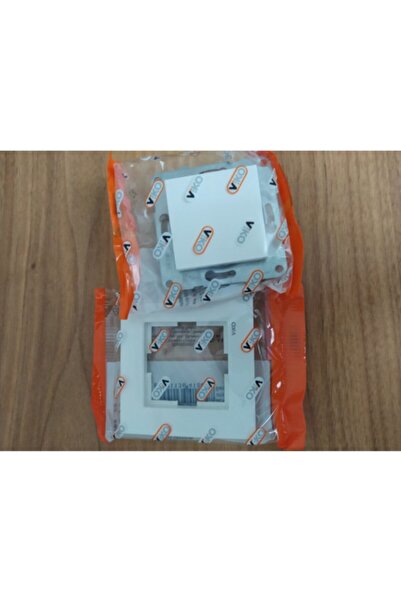 VİKO Karre Anahtar Beyaz Renk 12 Li Adet Çerçeveli Ürün