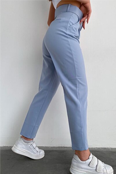 FEMELLE Women's Belted Carrot Trousers