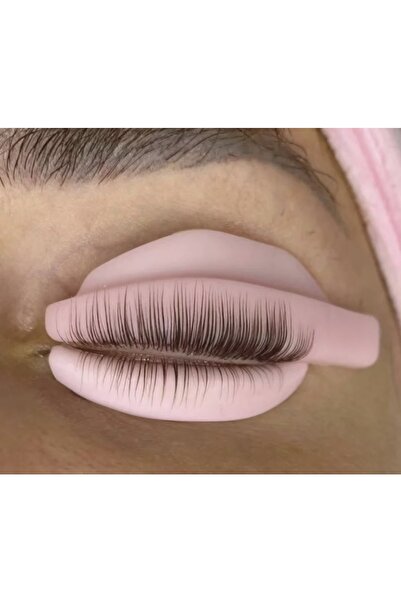 Lush Studio 3 Lü Set Yapıştırıcı Gerektirmeden Göze Oturan Akıllı Lifting Pedi Y Tarama Aleti Kirpik Fırçası