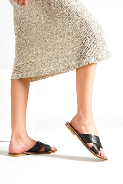 Capone Outfitters Czarne klapki damskie Capone 881 Bodrum z prawdziwej skóry