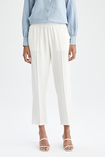 DeFacto Knöchellange Hose mit normaler Passform und flexibler Taille