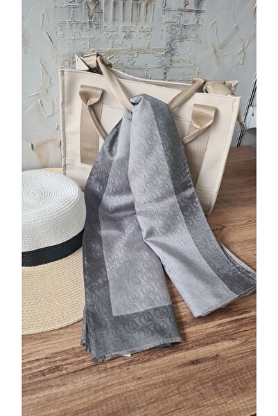 Nilbutik Ινδικό σάλι με μεταξωτό μονόγραμμα