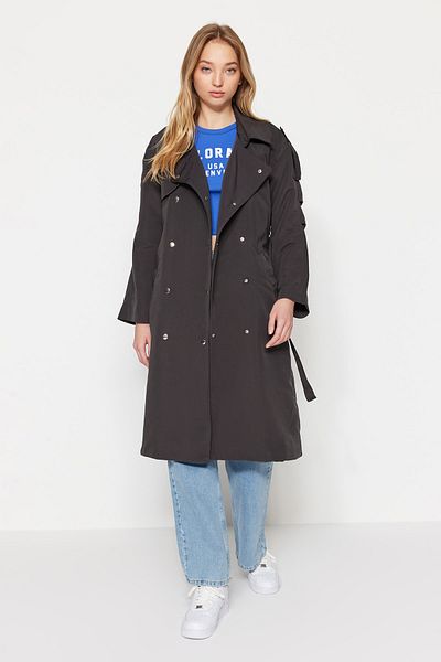 Trendyol Collection Antracitový oversize trenčkot se zapínáním na pásek TWOAW23TR00010
