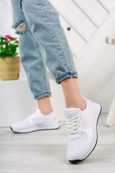 TRENDYER Women's Lace-Up Comfortable Sports Shoes