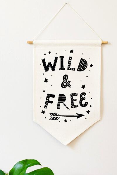 Miomundo لافتة حائط مطبوعة من Wild & Free ملحقات ديكور حائط غرفة الأطفال الاس...