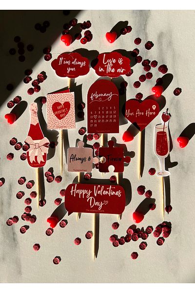 The Istanbul Event Pack of 10 Little Valentine's Day Concept Cupcake Topper - Valentine's Day Cake Talk Balloon Sticks