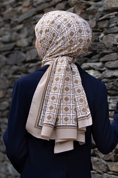 Vissona Γυναικείο σάλι πολυτελείας Medina Silk Beige-4