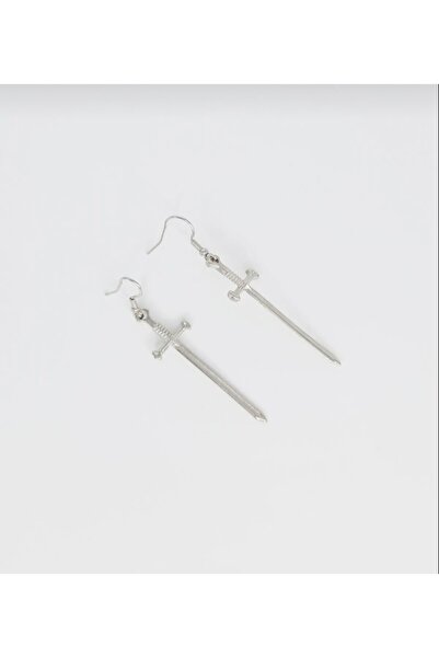 Herşey Nota Gotik Kılıç Küpe