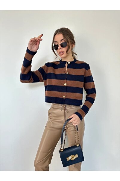 BertoNelly Foxstep Kadın Lacivert Şeritli Bisiklet Yaka Gold Düğmeli Crop Tri...