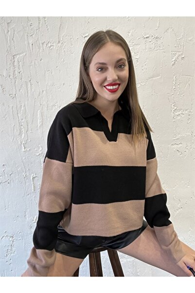 Ece Вискозен пуловер с черни ивици и плетен яка