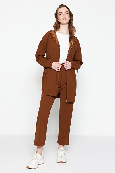 Trendyol Modest Oversize Καφέ Ζακέτα με κουκούλα και πλεκτή αθλητική φόρμα - TCTSS21EM0091 με φερμουάρ