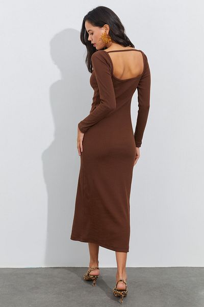Cool & Sexy Γυναικείο Καφέ Φόρεμα Maxi Camisole με V λαιμόκοψη EY1086