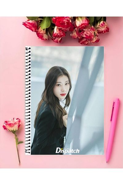 animeandyourworld Itzy Chaeryeong A4 Size 21*29 cm - Unlined Large Size Ring Binder Notebook 1 Piece