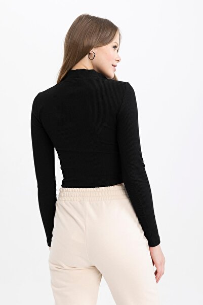 DeFacto Coool Fitted Dik Yaka Yarım Fermuarlı Basic Uzun Kollu Tişört A0303ax23sp