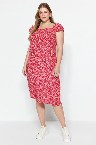 Trendyol Curve Red Flower Patterned Heart Collar Knitted Dress TBBSS23AH00125