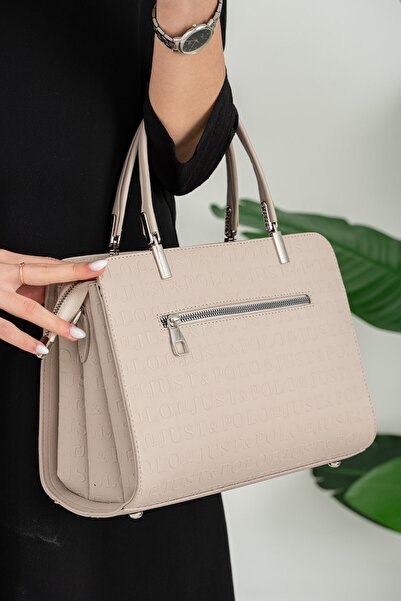 Just Polo Жіноча рука та плече детально