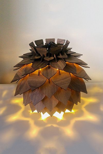 Design OTTO الجوز الملونة لوتس الزخرفية عاكس الضوء الثريا قلادة مصباح أرضي